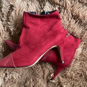 New Maroon Burgundy Booties Suede EXPRESS Boots shoes $78 Retail